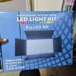 LED 800 Pro Light with Batteries and Tripod