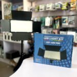 LED 680 Pro Light with Batteries and Tripod - Image 3